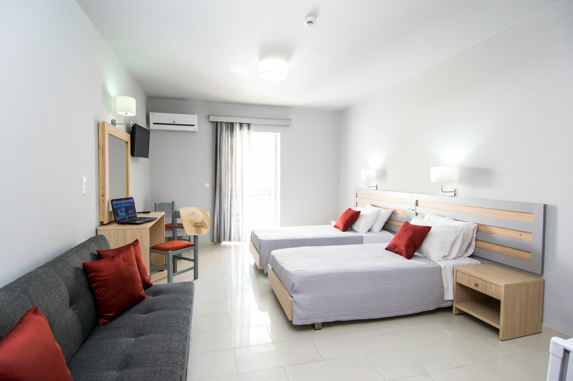 Hera Zakynthos Hotel Laganas Exterior foto